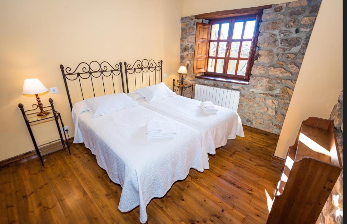 Casa Horno ξενώνας Robledo  Εξωτερικό φωτογραφία